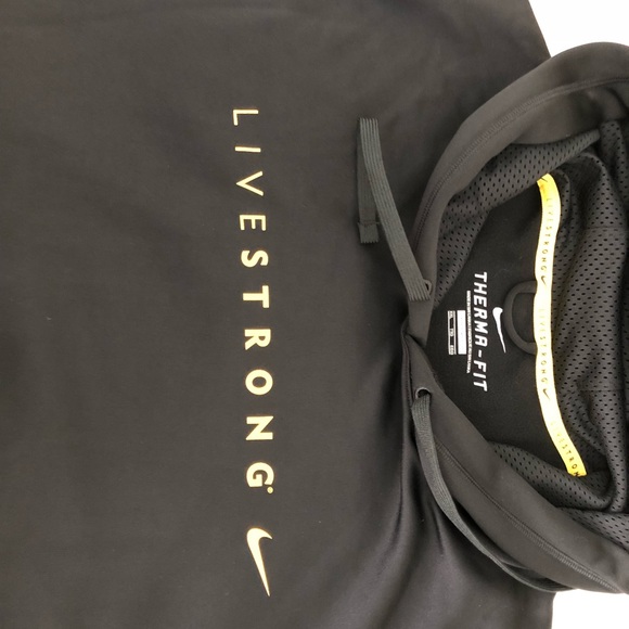 SOLD! SOLD! Nike LiveStrong Sweatsuit set - Picture 4 of 8